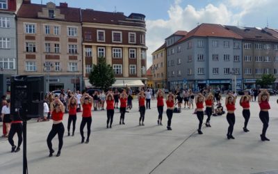 Mezinárodní den tance se 6dance